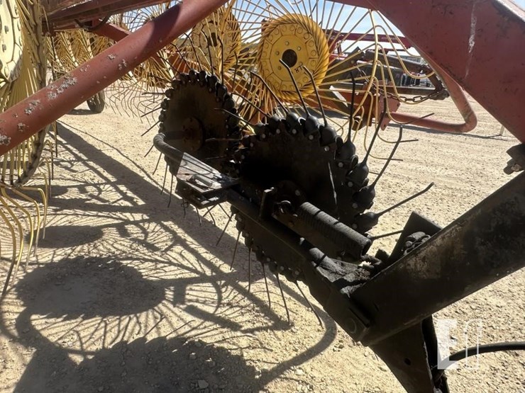 h-&-s-wheel-rake-589-image-11