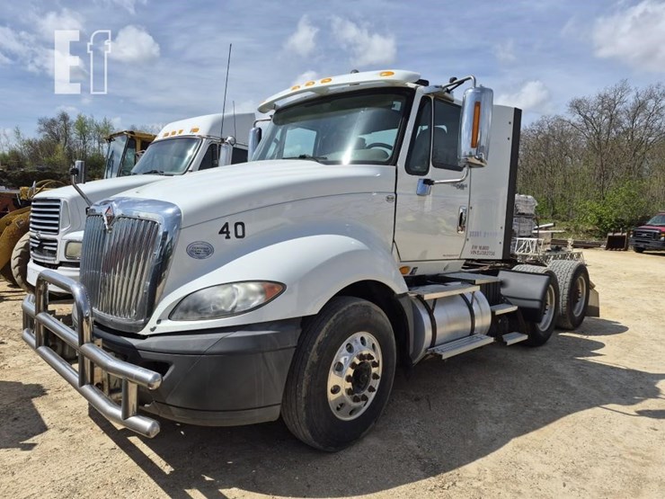 2014-international-prostar-image-1