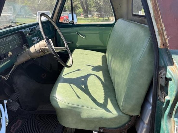 1965-chevrolet-c10-image-18