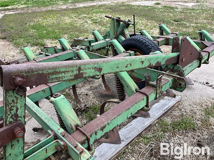 john-deere-1000-image-17