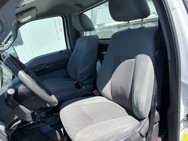 2016-ford-f350-sd-image-26