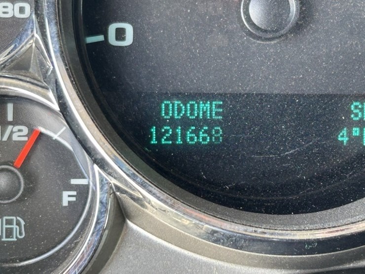 2013-chevrolet-silverado-1500-image-19