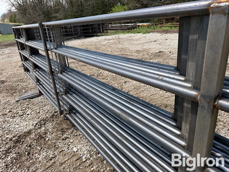 20'-freestanding-livestock-panels-image-14