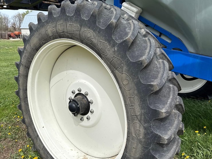 new-holland-s1070-image-11