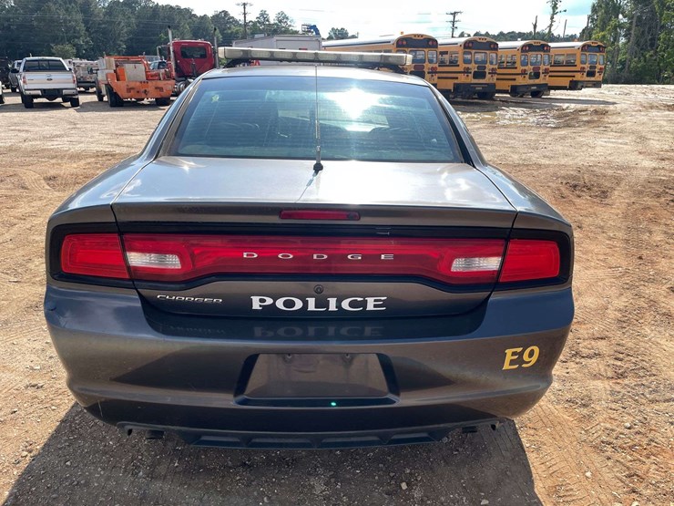 2014-dodge-charger-4-door-police-cruiser-(126,859-miles)-image-6