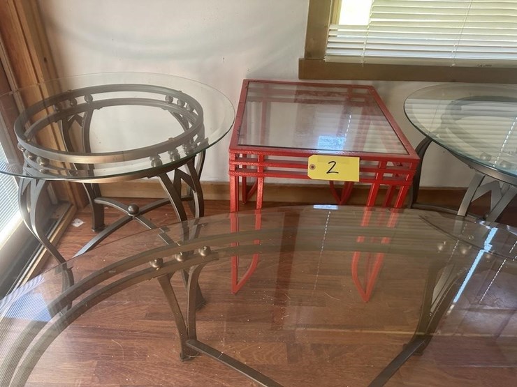 glass-tables-image-4