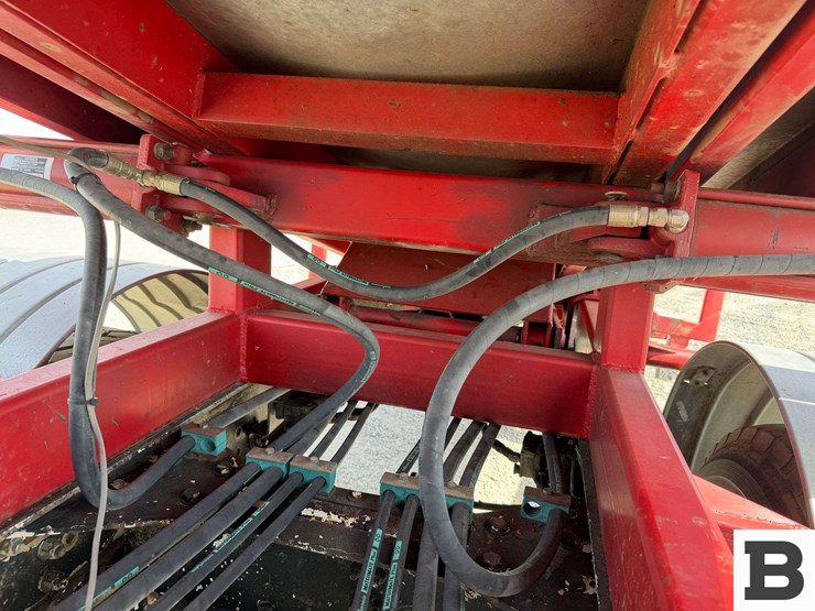 1994-peterbilt-320-image-37