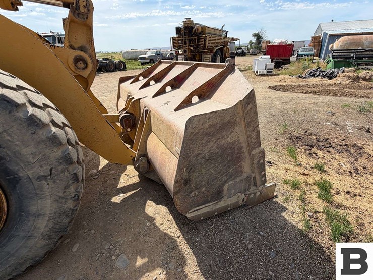 caterpillar-960f-image-36