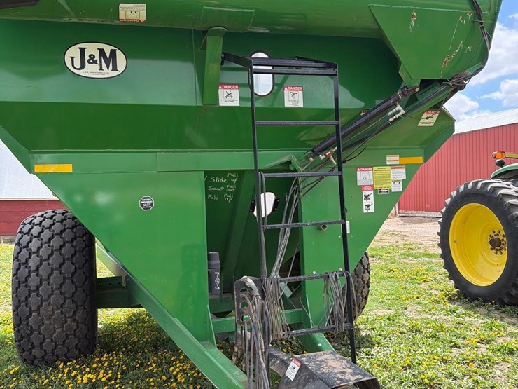 j&m-875-image-15