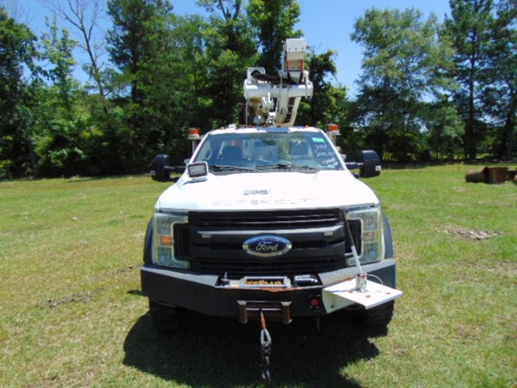 2017-ford-f550-xl-image-7