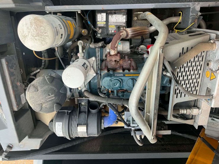 2017-ford-f550-sd-image-28
