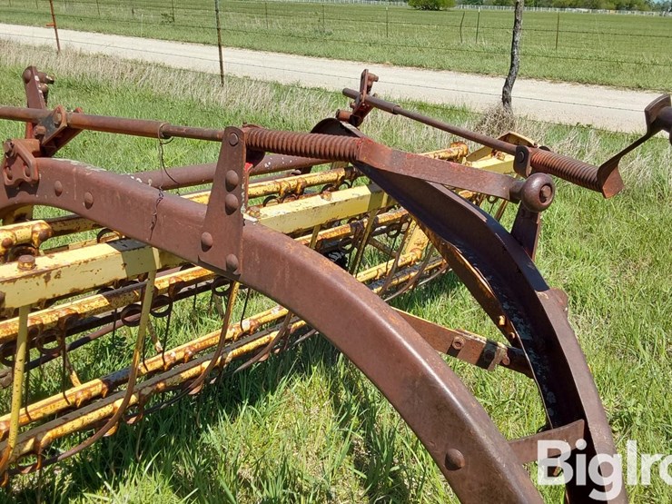 new-holland-56-image-10