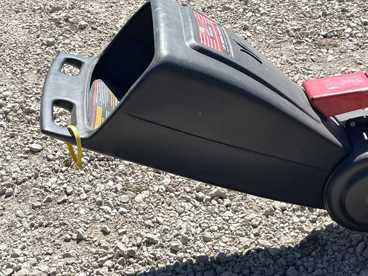 #7398-•-mtd-5-hp-chipper/-shredder-image-9