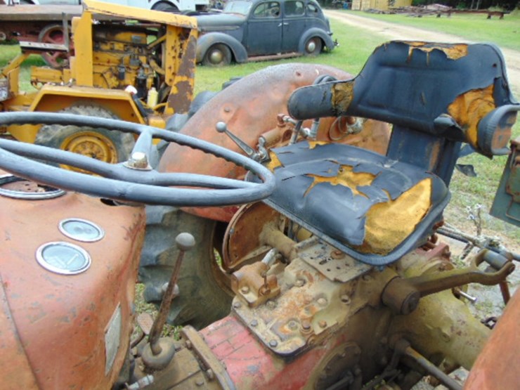 massey-ferguson-to35-image-7