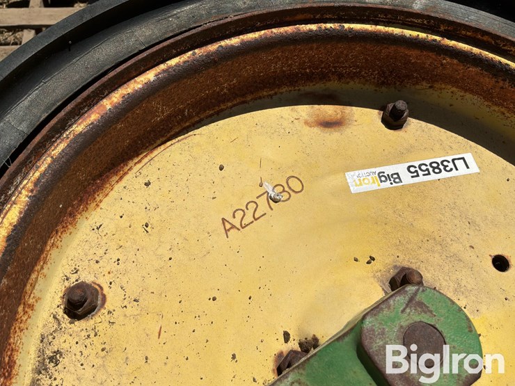 john-deere-7300-image-15