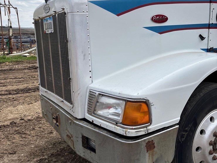 1989-peterbilt-377-image-7