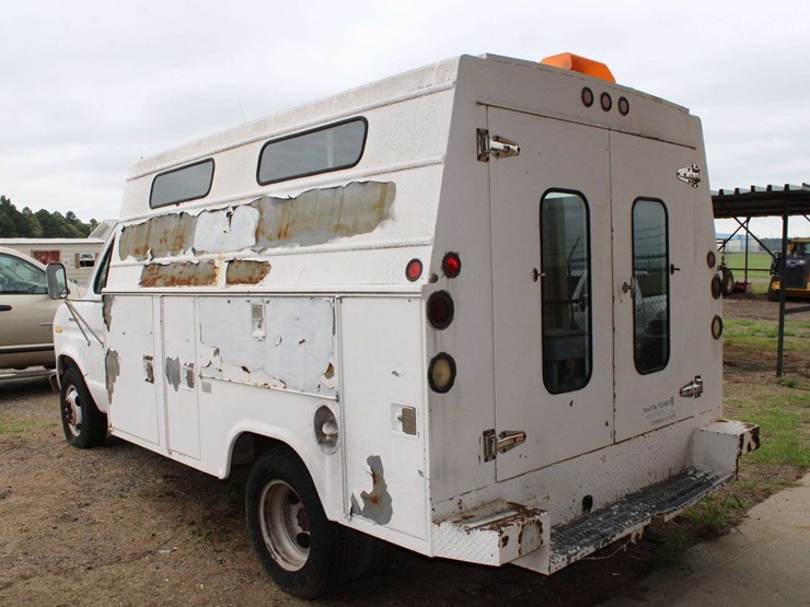 1982-ford-ecoline-work-truck-e-350-1fdje37g6cha21219-mileage:-39415-image-7