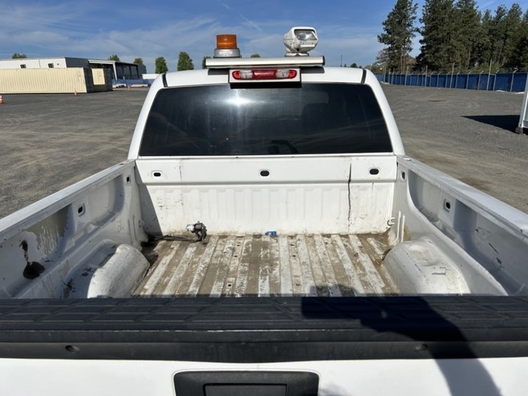 2013-chevrolet-silverado-1500-image-31