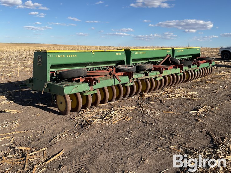 john-deere-9300-image-7