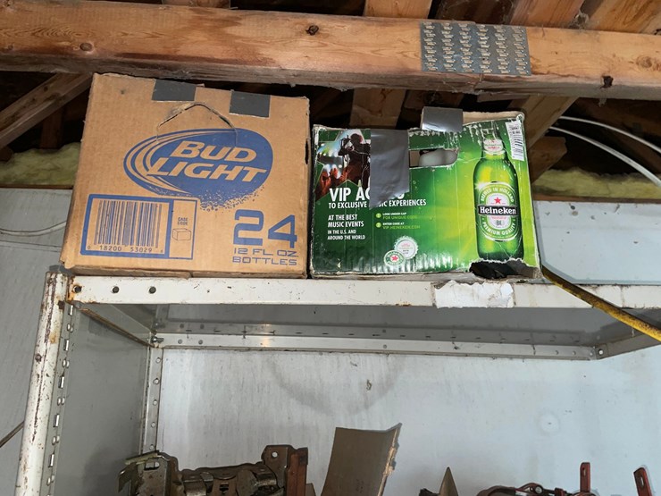 #7069-•-contents-of-shelf-image-2