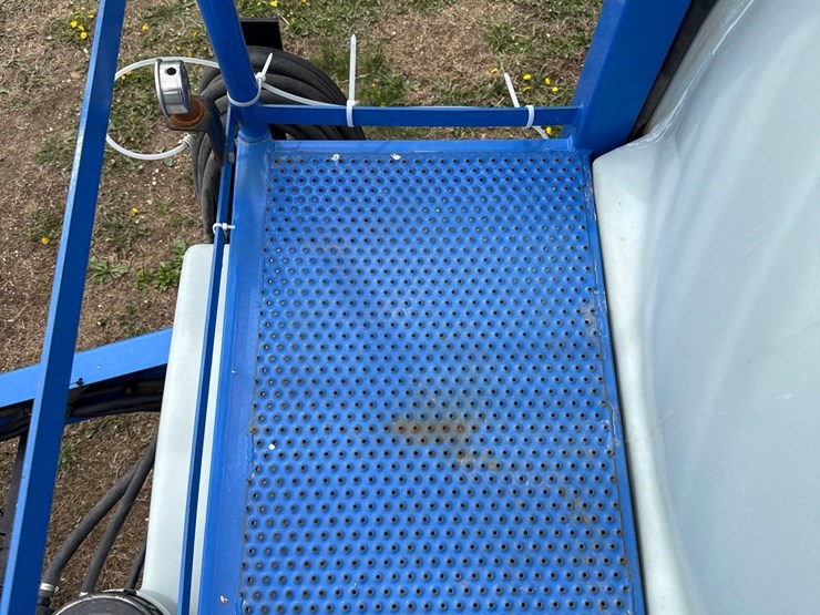 new-holland-s1070-image-65