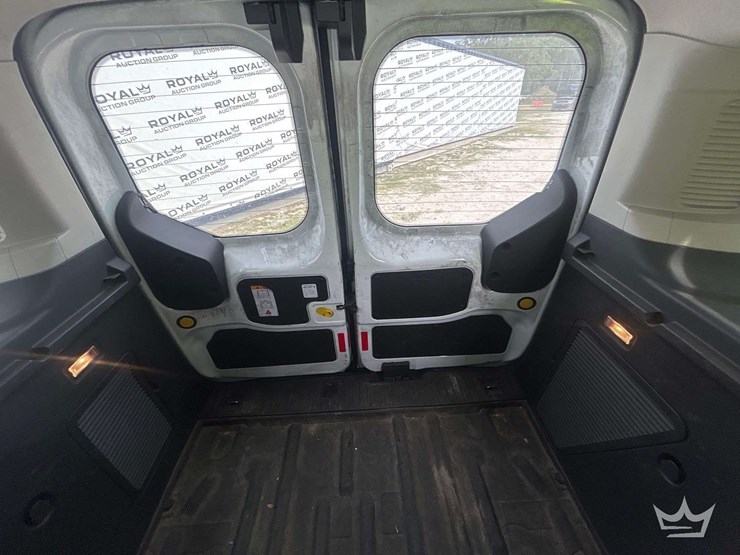 2014-ford-transit-connect-image-21