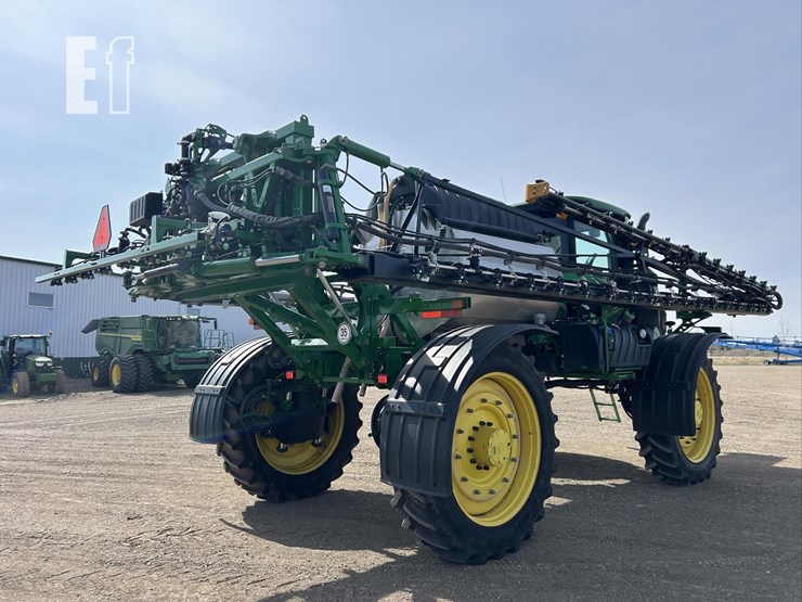 2020-john-deere-r4045-image-5