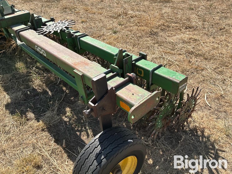 john-deere-400-image-9