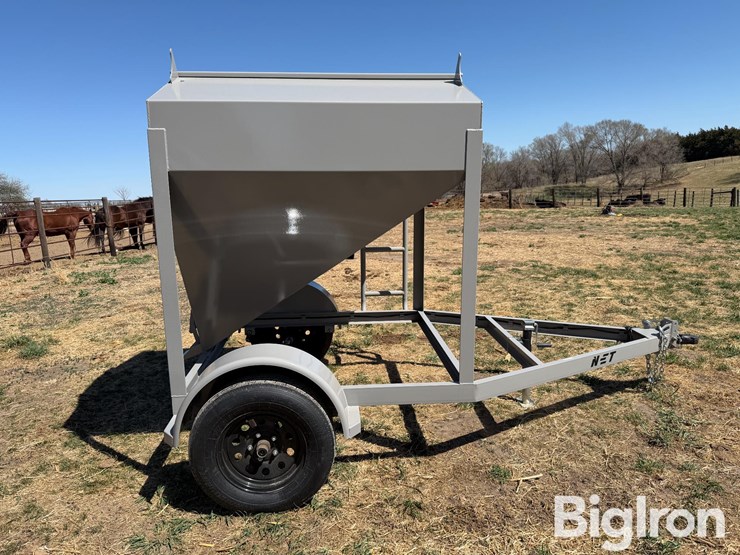 net-gravity-flow-feed-wagon-image-4