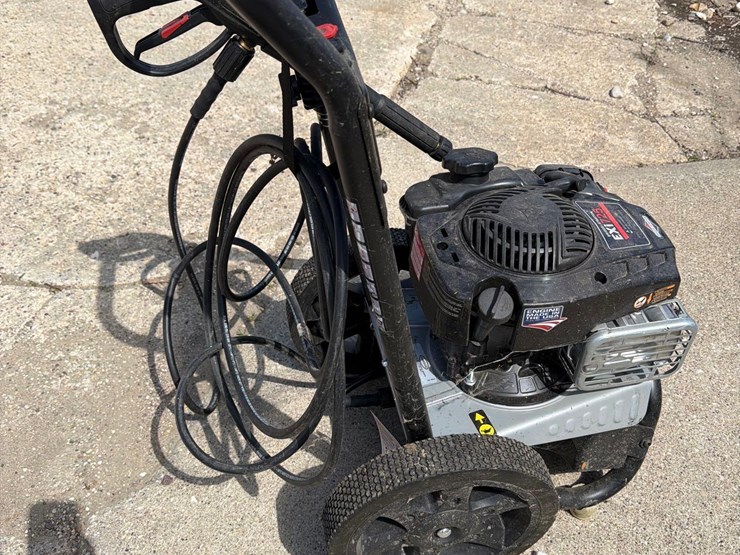 briggs-&-stratton-exi-725-power-washer-image-4