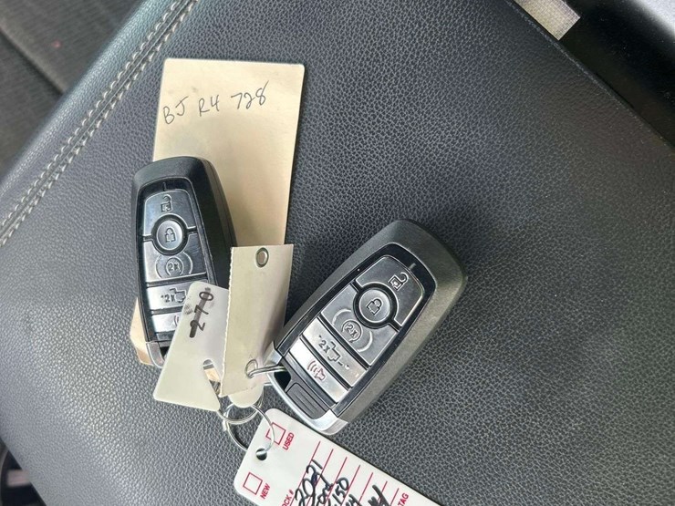 2021-ford-f150-image-23