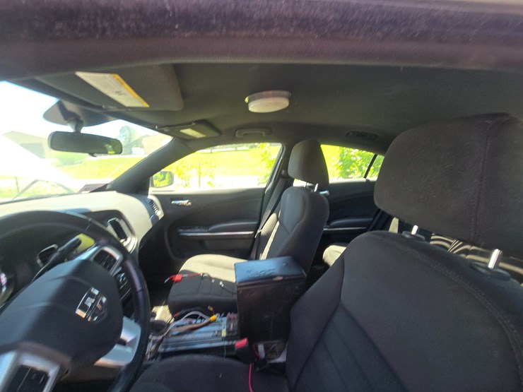 #24339-•-2014-dodge-charger-passenger-car-image-25