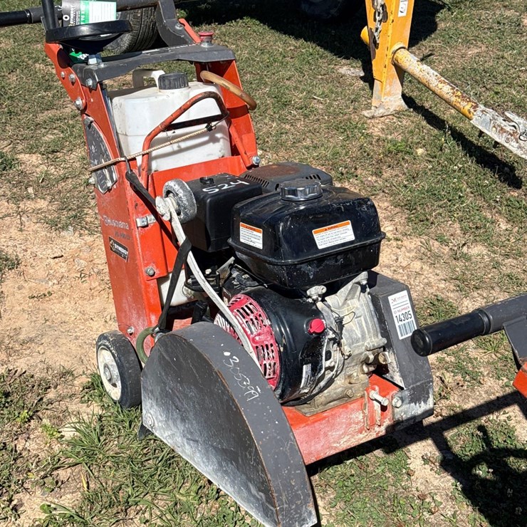 HUSQVARNA CONCRETE SAW
