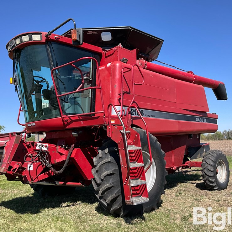 1997 CASE IH 2166