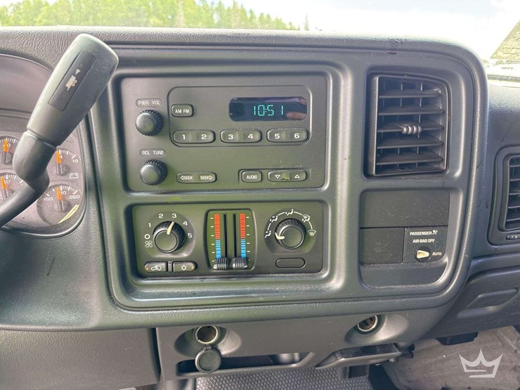 2003-chevrolet-silverado-1500-image-15