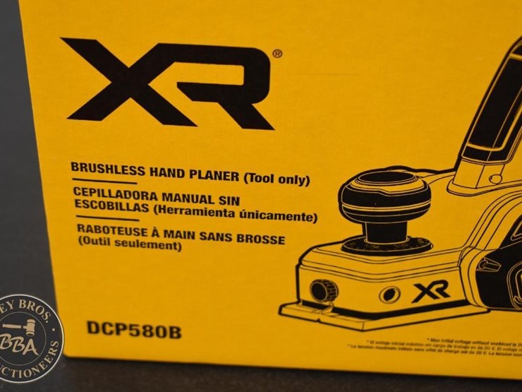 dewalt-20v-max-xr,-hand-planer-44804-image-3