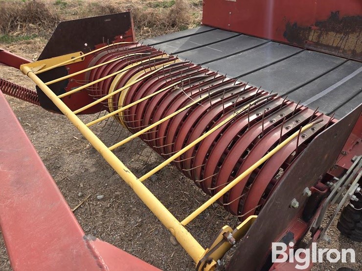 new-holland-166-image-12