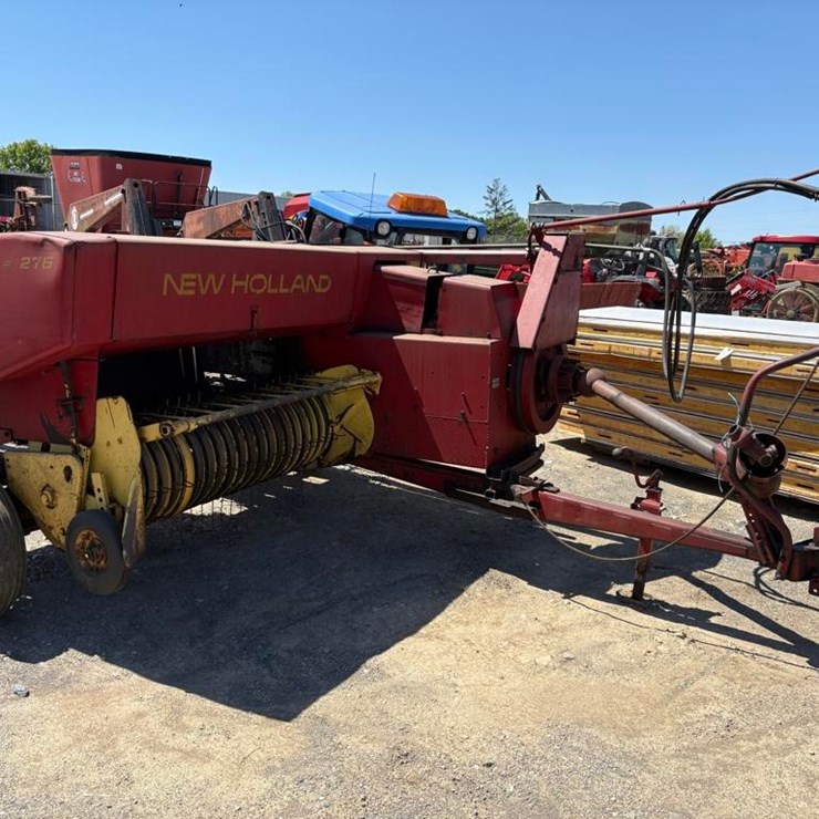NEW HOLLAND 276