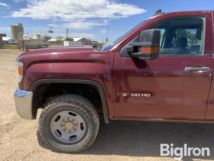 2018-gmc-sierra-2500-image-10