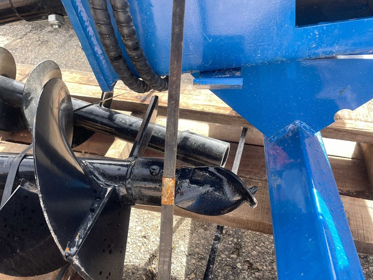 #9040-•-unused-skid-steer-mower-king-post-hole-auger-(o11)-image-19