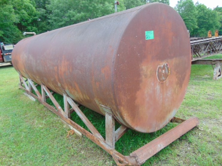 2000-gallon-steel-fuel-tank-image-1