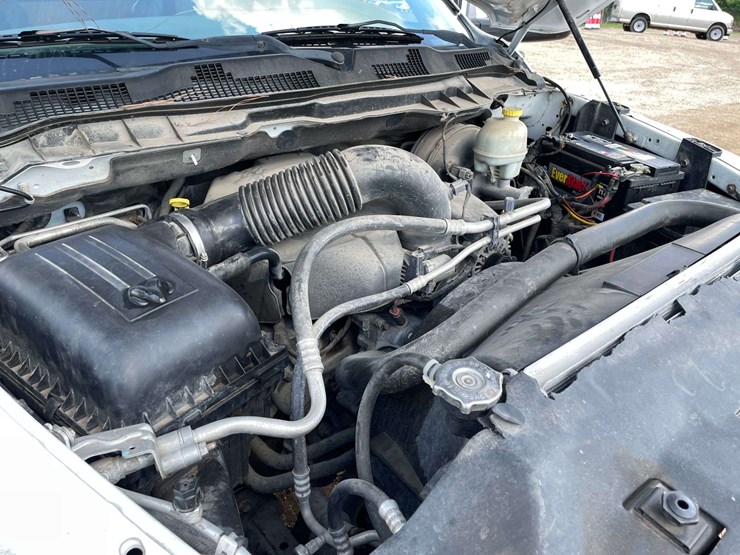 2014-dodge-ram-1500-image-8