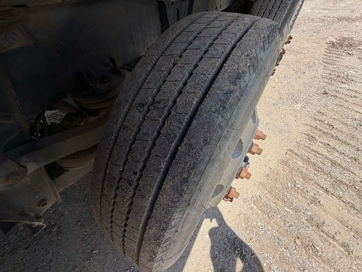 2016-kenworth-t880-image-39