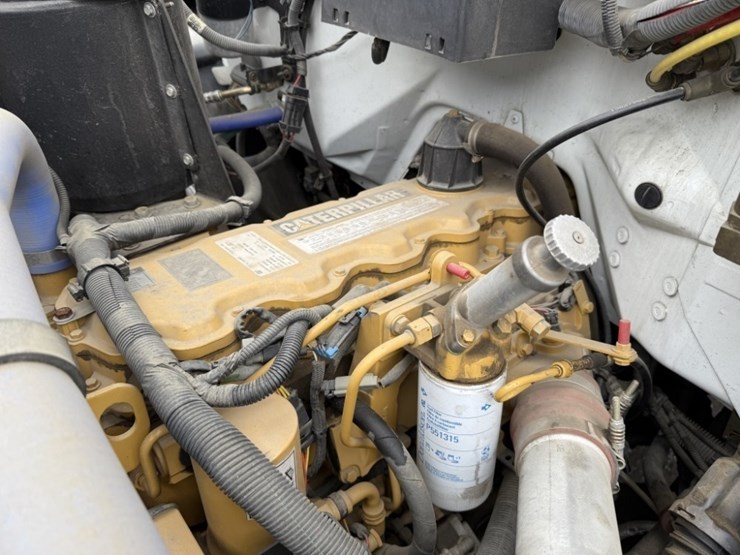 2002-caterpillar-3126-image-12