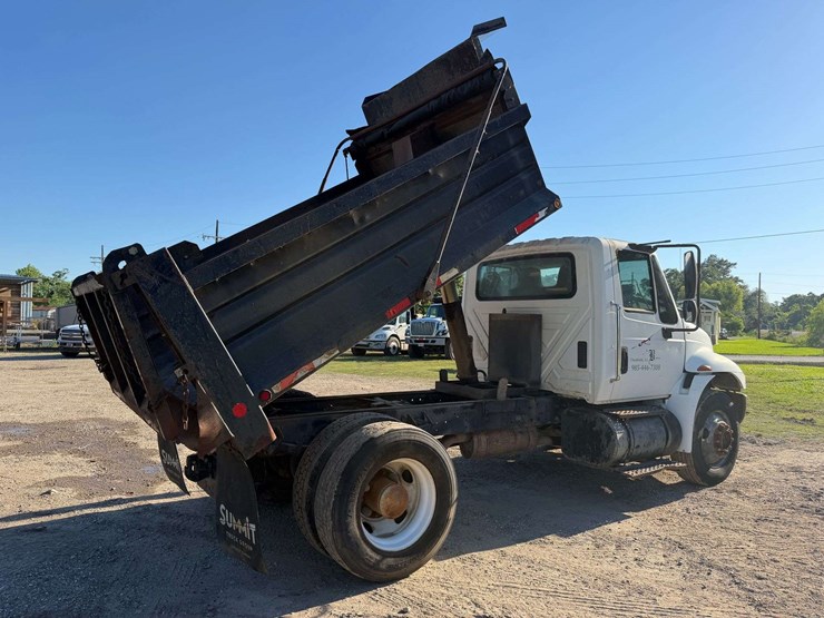 2003-international-durastar-4200-image-3