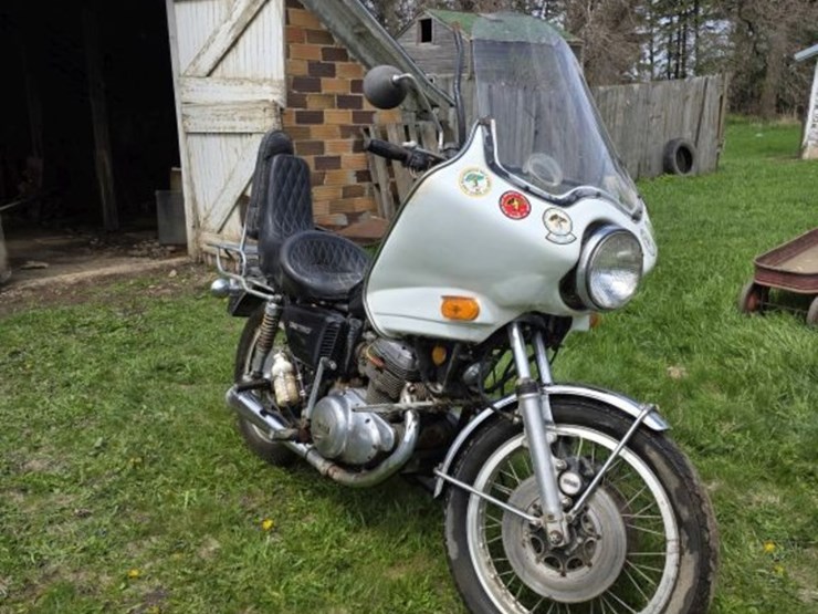yamaha-motorcycle-image-3