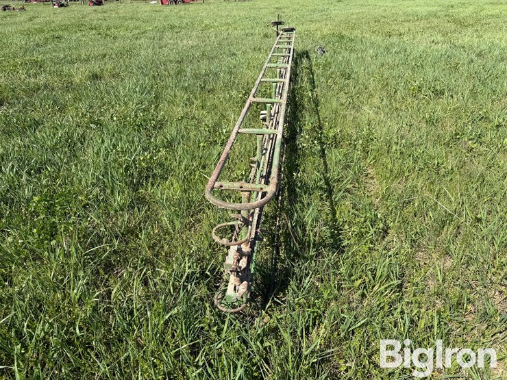 john-deere-33-image-6