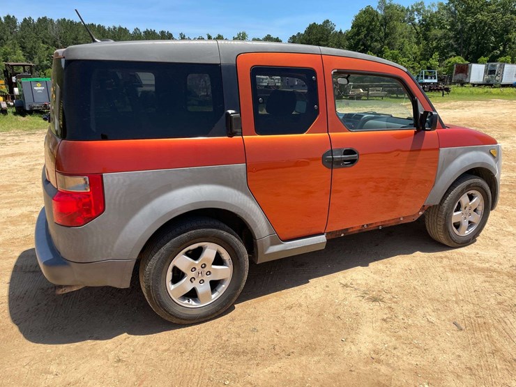 2005-honda-element-image-3