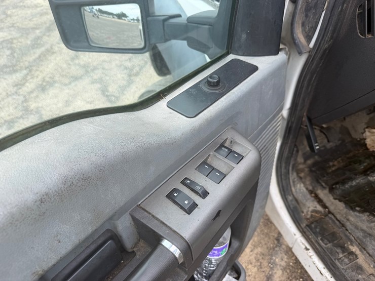 2012-ford-f450-image-12