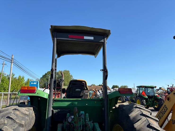 john-deere-6405-image-10